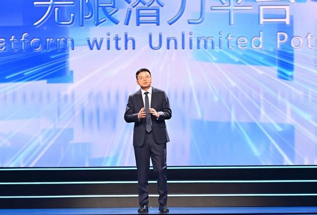 2024領(lǐng)先科技獎(jiǎng)之聲|微軟Copilot:新一代人工智能副駕駛 2024領(lǐng)先科技獎(jiǎng)之聲|微軟Copilot:新一代人工智能副駕駛