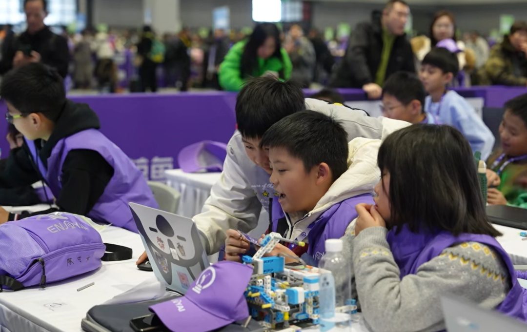 e6d9ebb2-7818-420b-82a2-79a1f634cfaa