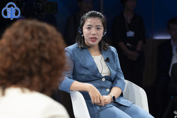 上海大模型生態(tài)發(fā)展有限公司董事長楊晶晶:女性在推動AI產(chǎn)業(yè)發(fā)展中更具韌性 上海大模型生態(tài)發(fā)展有限公司董事長楊晶晶:女性在推動AI產(chǎn)業(yè)發(fā)展中更具韌性